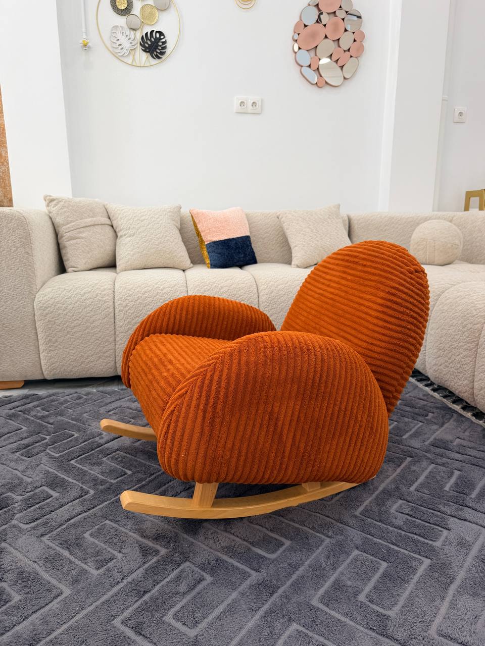 Cocon Home — Fauteuil à bascule bouclé