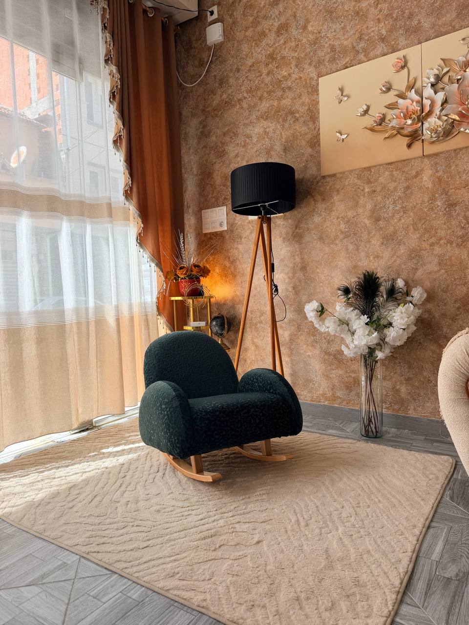 Cocon Home — Fauteuil à bascule bouclé pour enfant (2-7 ans)